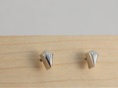 Diamond Facets Studs Fashion