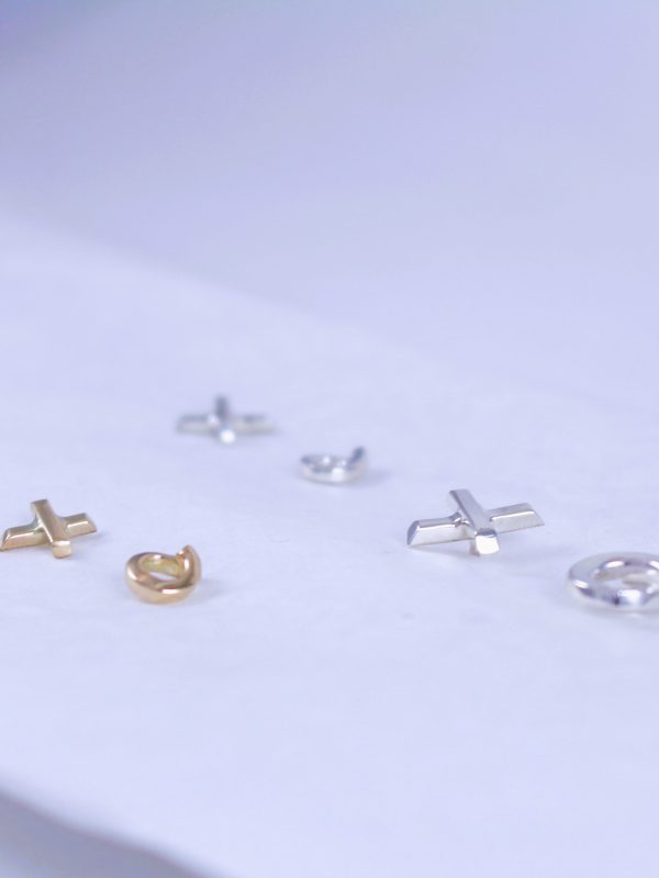 X s and O s Studs Medium Version Discount